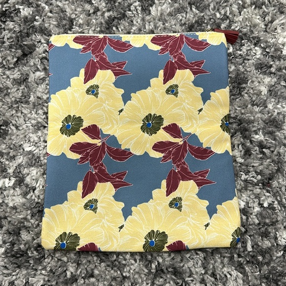 NWOT Rachel Pally Reversible Clutch - Picture 1 of 12